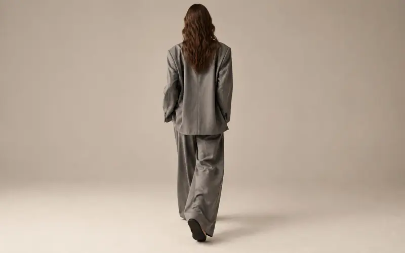 Il sartoriale morbido è tornato: perché il blazer oversize è ovunque